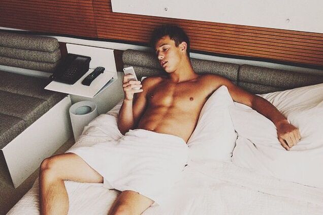 The boy grew up at the age of 14